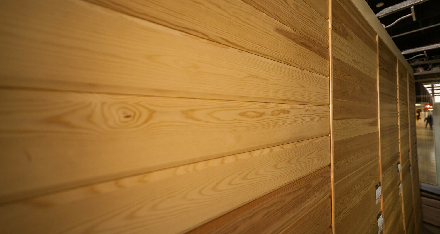 деревянная панель из евровагонки стена из евровагонки